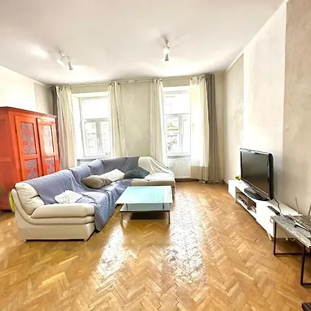 Charming Apartament Center Apartment