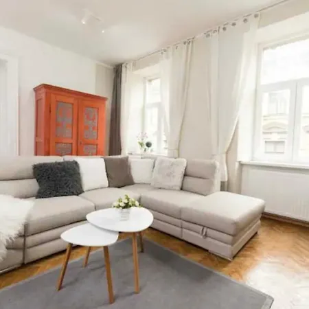 Charming Apartament Center Apartment *