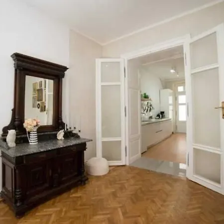 Apartment Charming Apartament Center Timisoara